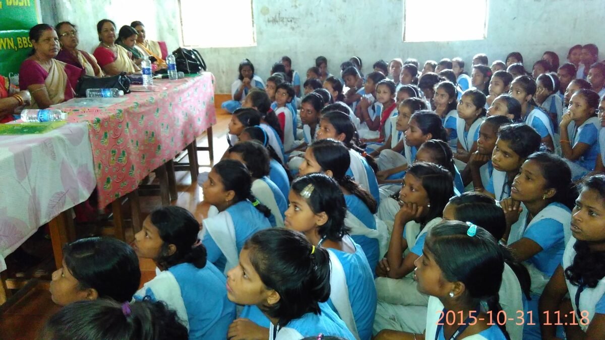Volunteers at the environmental awareness camp
